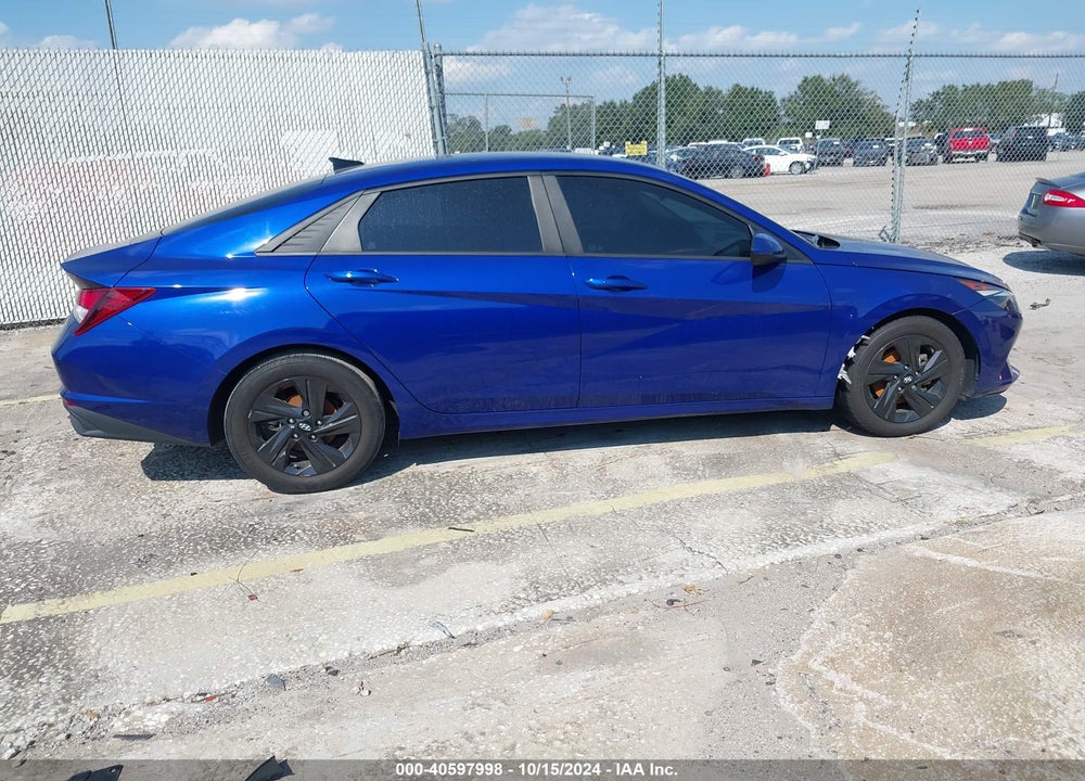 2021 HYUNDAI ELANTRA SEL VIN: KMHLM4AG3MU174045