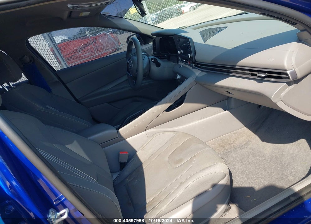2021 HYUNDAI ELANTRA SEL VIN: KMHLM4AG3MU174045