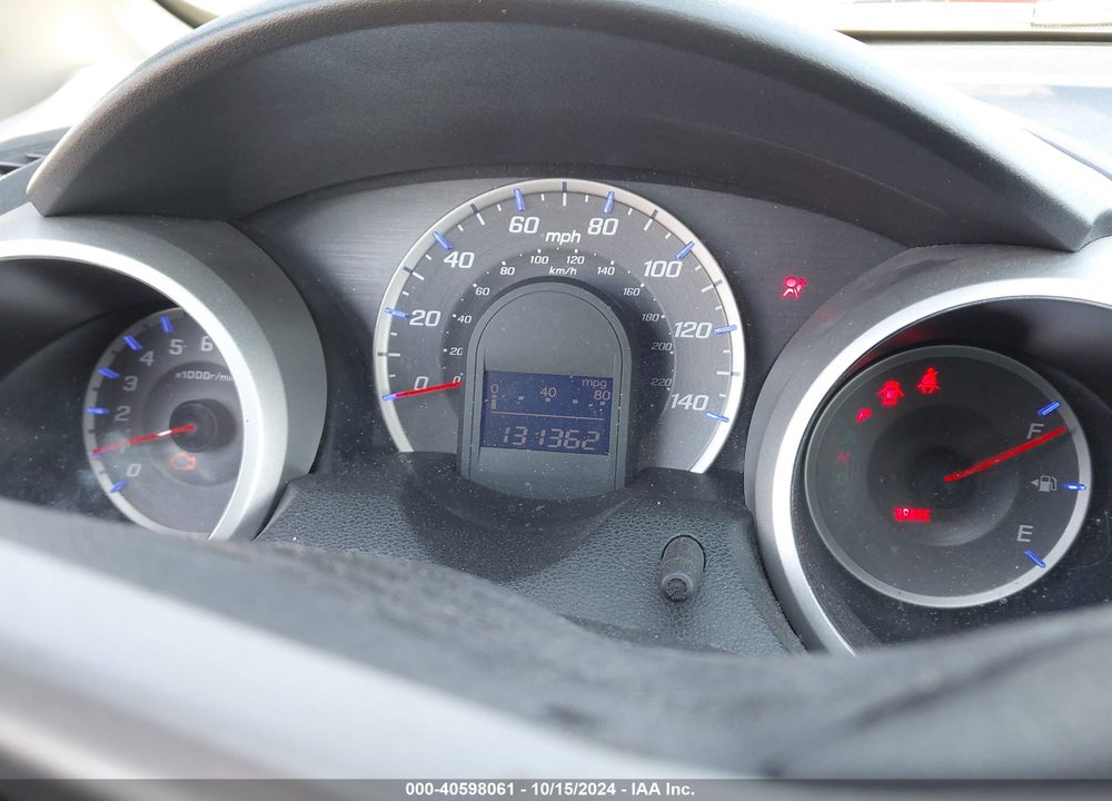 2013 HONDA FIT VIN: JHMGE8H3XDC006405