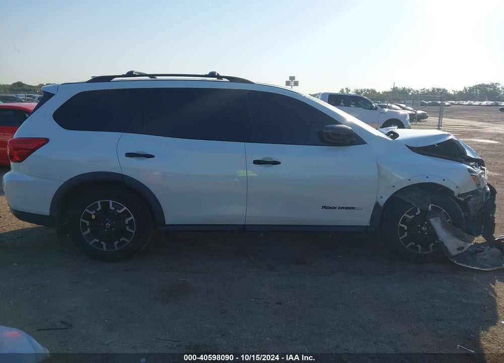 2020 NISSAN PATHFINDER SV 2WD VIN: 5N1DR2BN7LC598906