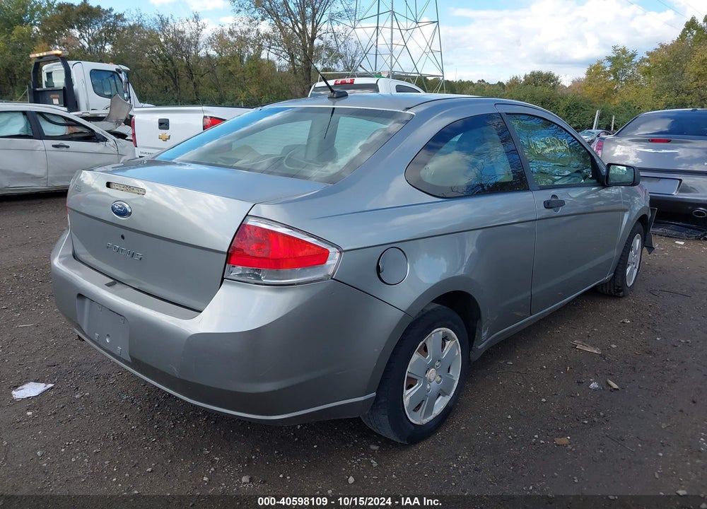 2008 FORD FOCUS S VIN: 1FAHP32N28W273397