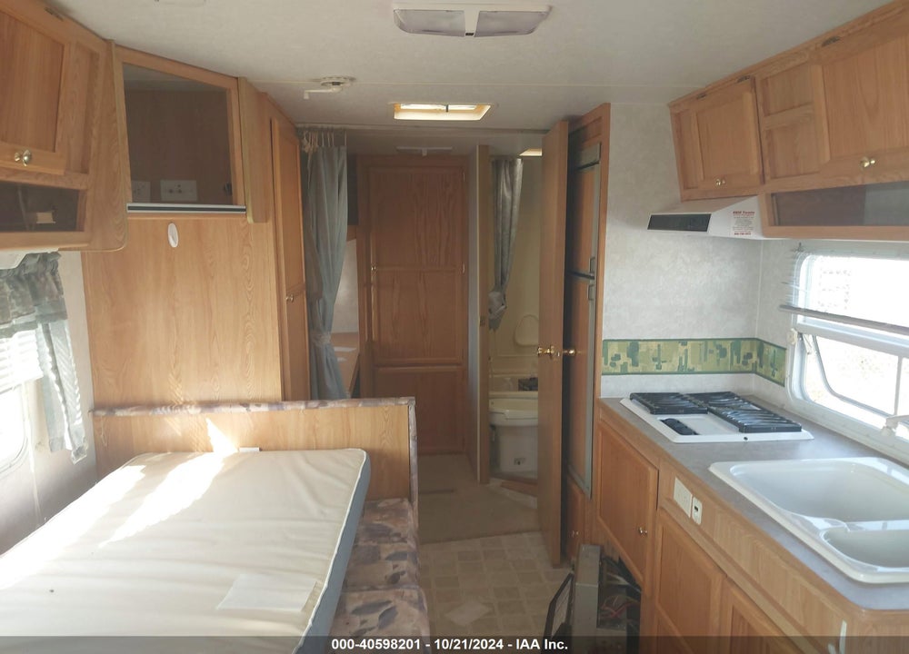 2002 TRAIL LITE TRAVEL TRAILER VIN: 4WY200P2721078827