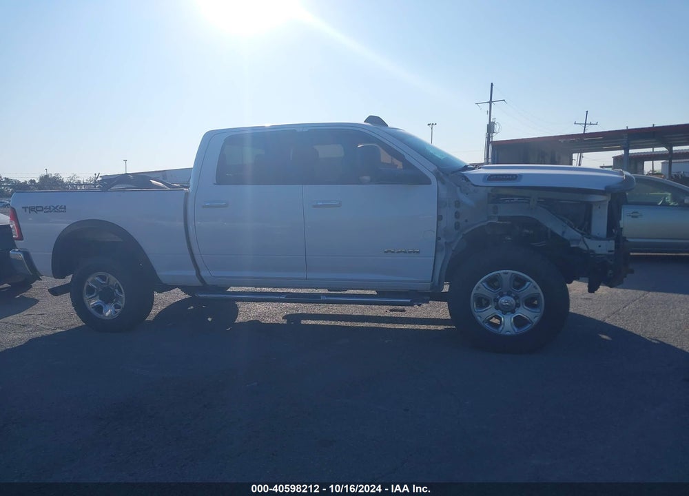 2019 RAM 2500 BIG HORN 4X4 6'4 BOX VIN: 3C6UR5DL9KG631991