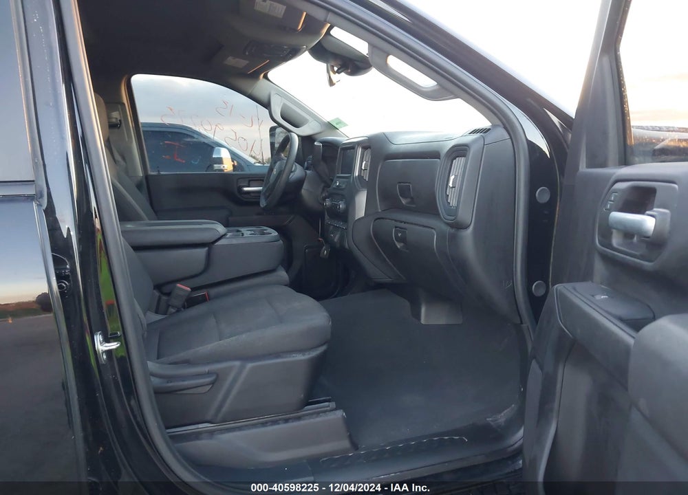 2024 CHEVROLET SILVERADO 2500HD 4WD STANDARD BED CUSTOM VIN: 1GC5YME77RF387944