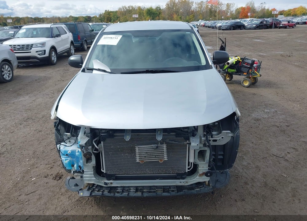 2019 MITSUBISHI OUTLANDER ES VIN: JA4AZ3A31KZ007469