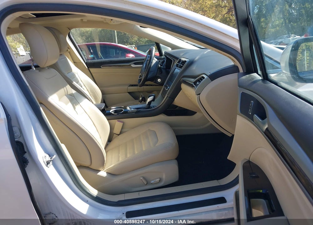 2014 FORD FUSION SE VIN: 3FA6P0HD4ER110902