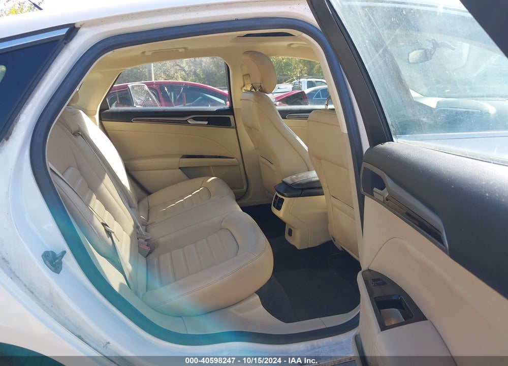 2014 FORD FUSION SE VIN: 3FA6P0HD4ER110902