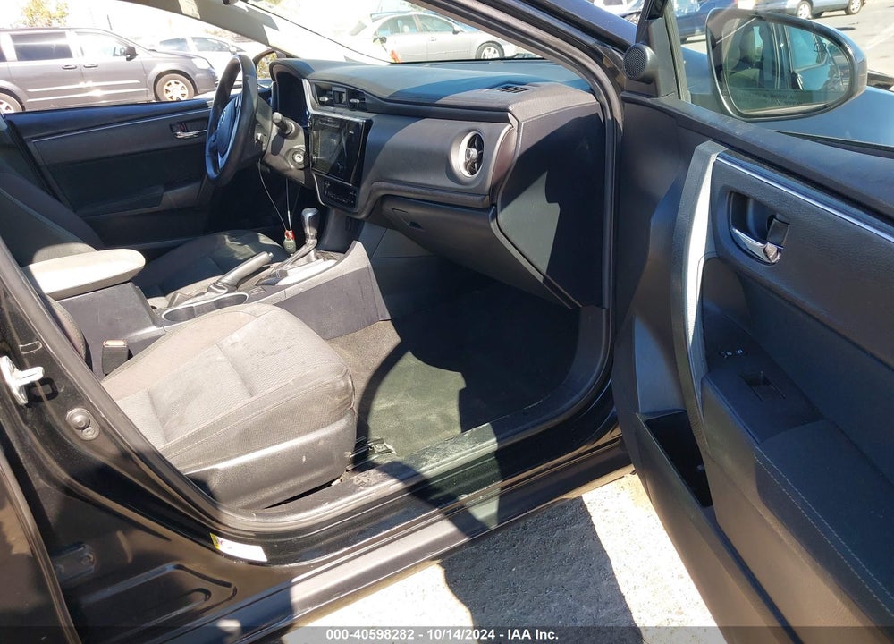 2017 TOYOTA COROLLA LE VIN: 2T1BURHE6HC926910