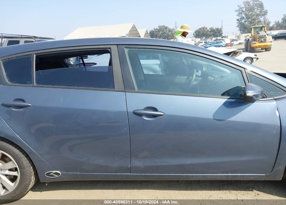 2016 KIA FORTE LX VIN: KNAFK5A83G5636511