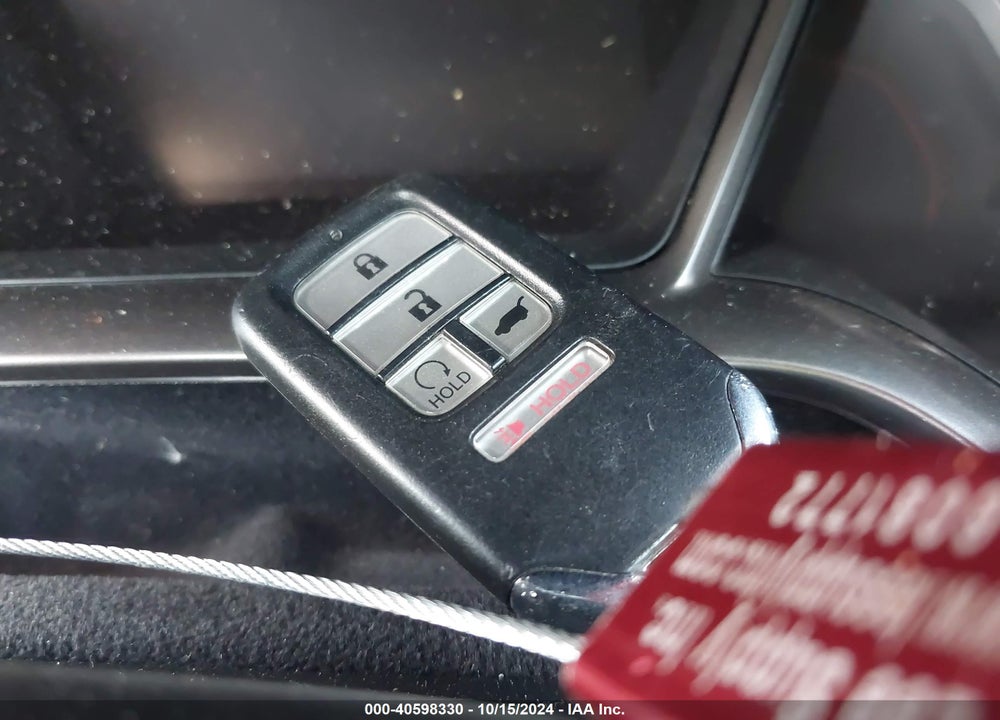 2018 HONDA CIVIC VIN: SHHFK7H9XJU415375