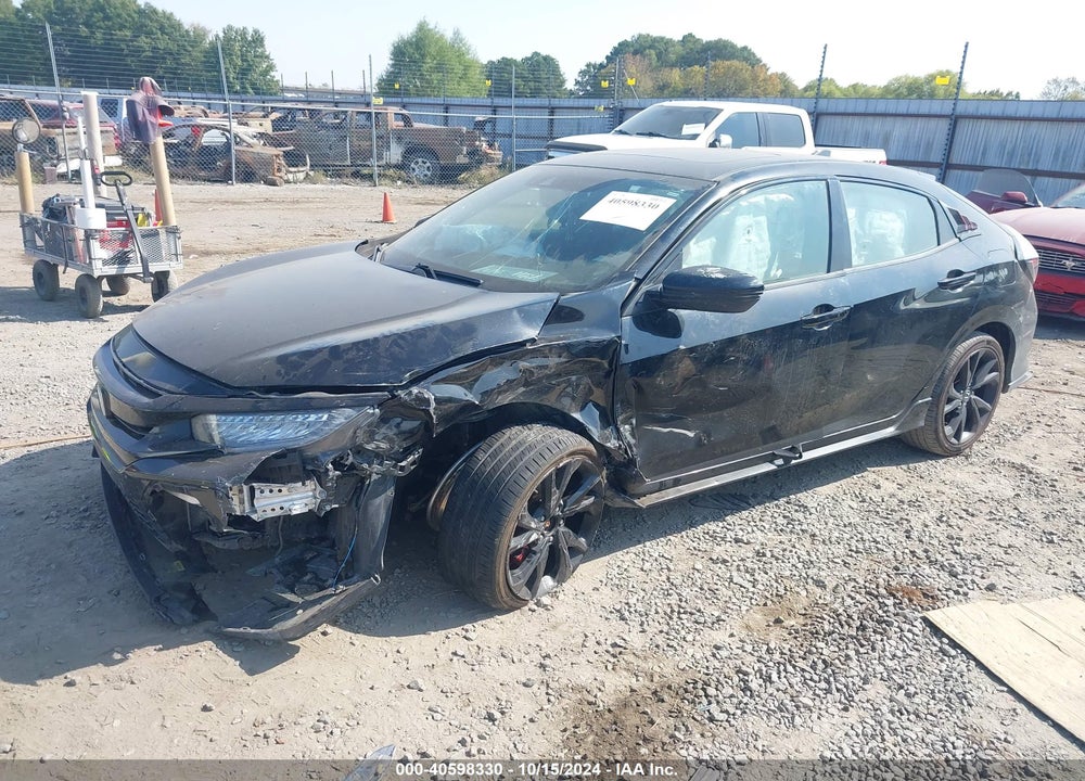 2018 HONDA CIVIC VIN: SHHFK7H9XJU415375