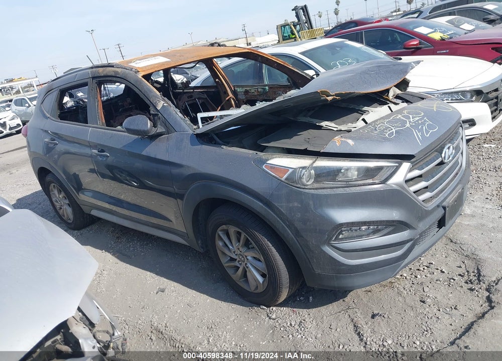 2017 HYUNDAI TUCSON SE VIN: KM8J33A44HU396254