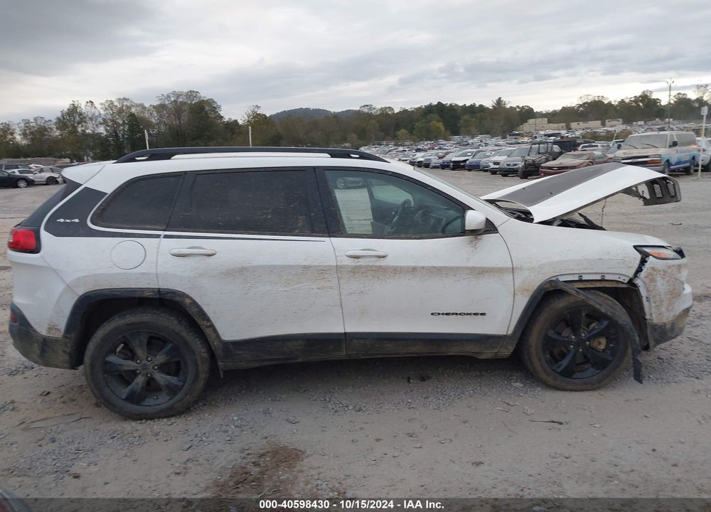 2018 JEEP CHEROKEE LATITUDE 4X4 VIN: 1C4PJMCX0JD505770