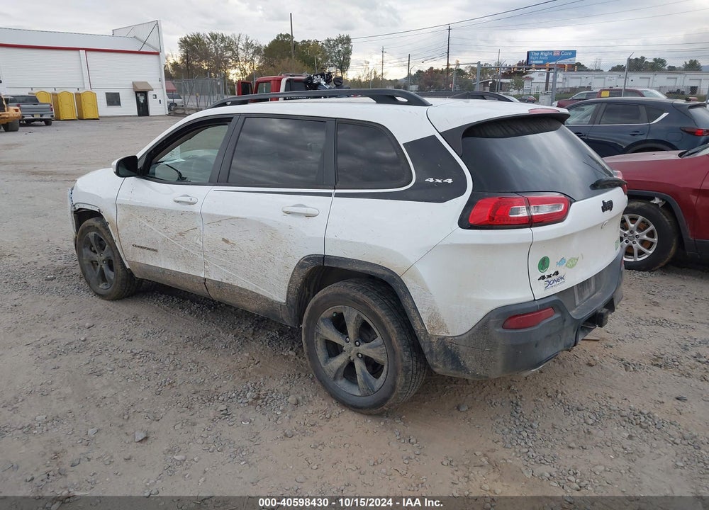 2018 JEEP CHEROKEE LATITUDE 4X4 VIN: 1C4PJMCX0JD505770