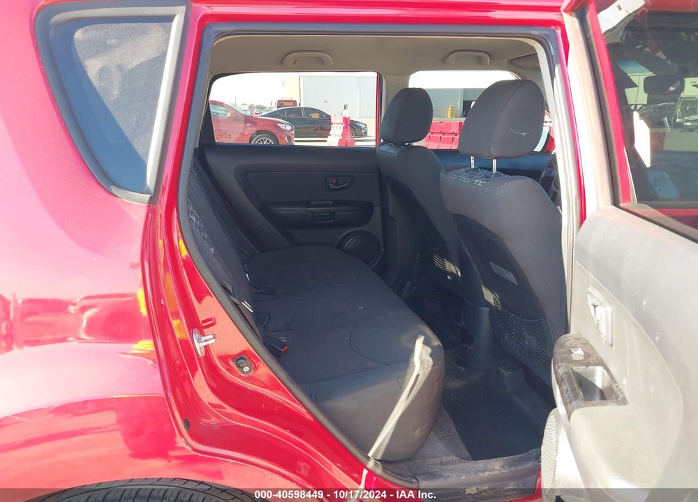 2011 KIA SOUL VIN: KNDJT2A28B7297830