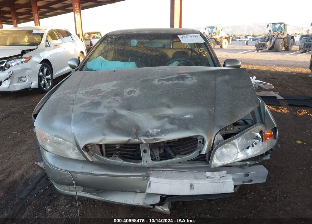 2000 INFINITI I30 LUXURY/TOURING VIN: JNKCA31A6YT126228