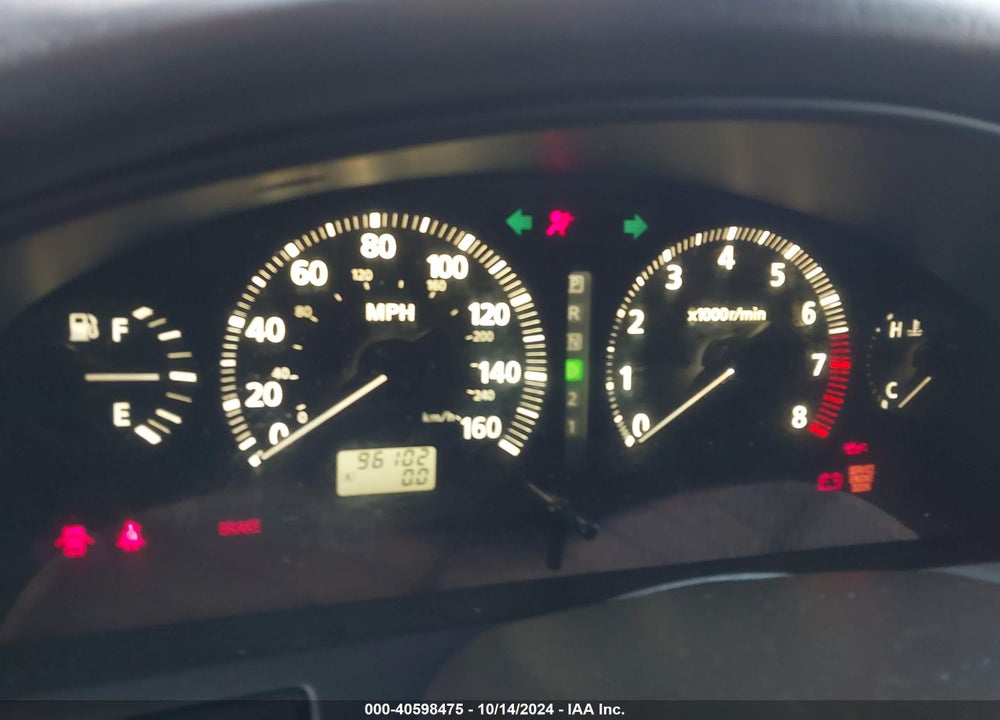 2000 INFINITI I30 LUXURY/TOURING VIN: JNKCA31A6YT126228