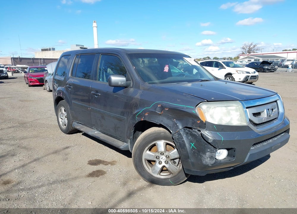 2011 HONDA PILOT EX-L VIN: 5FNYF3H63BB038550