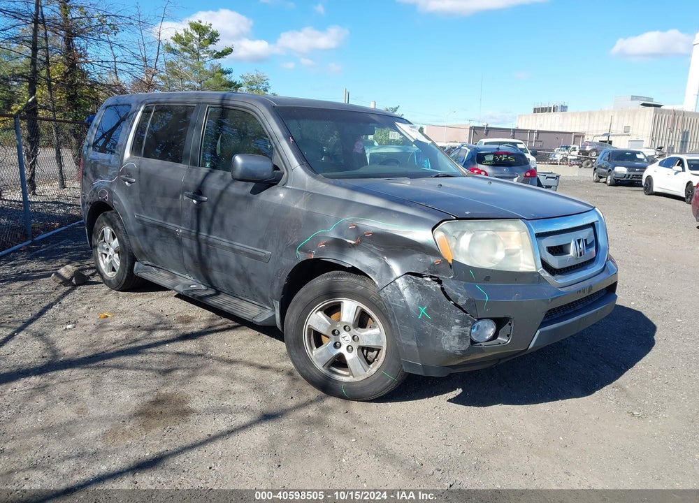 2011 HONDA PILOT EX-L VIN: 5FNYF3H63BB038550