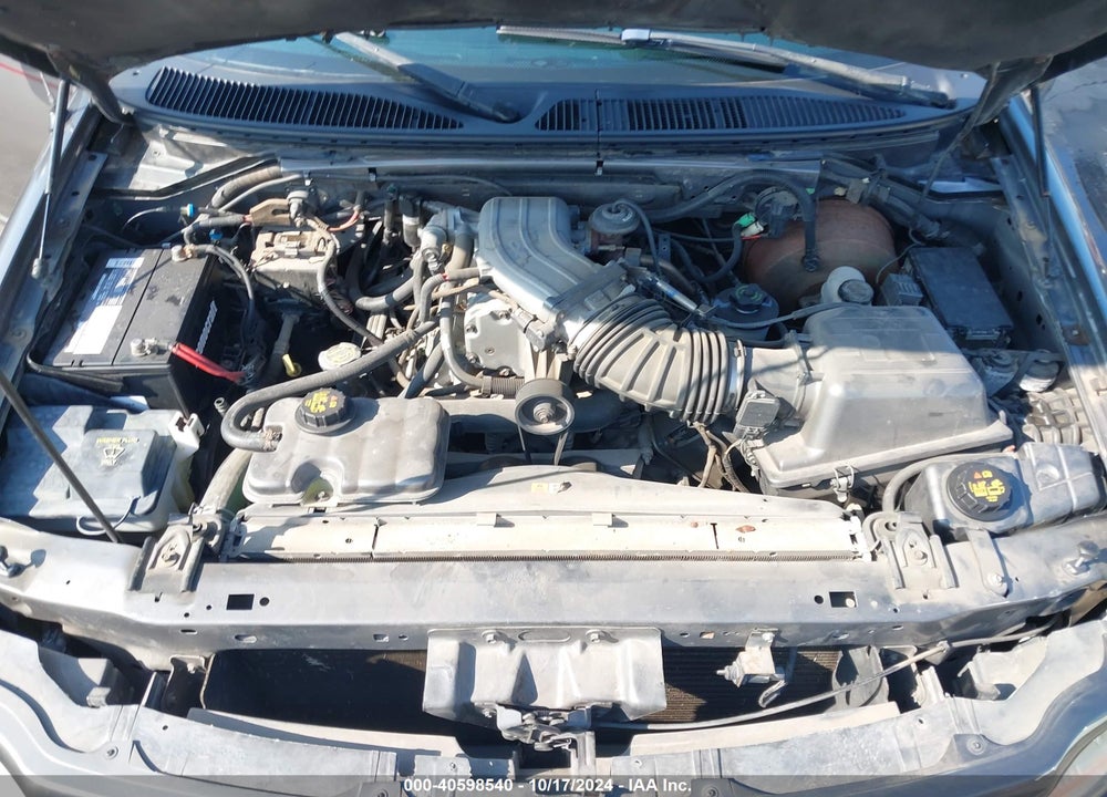 2002 FORD F-150 LARIAT VIN: 1FTRW073X2KC96044