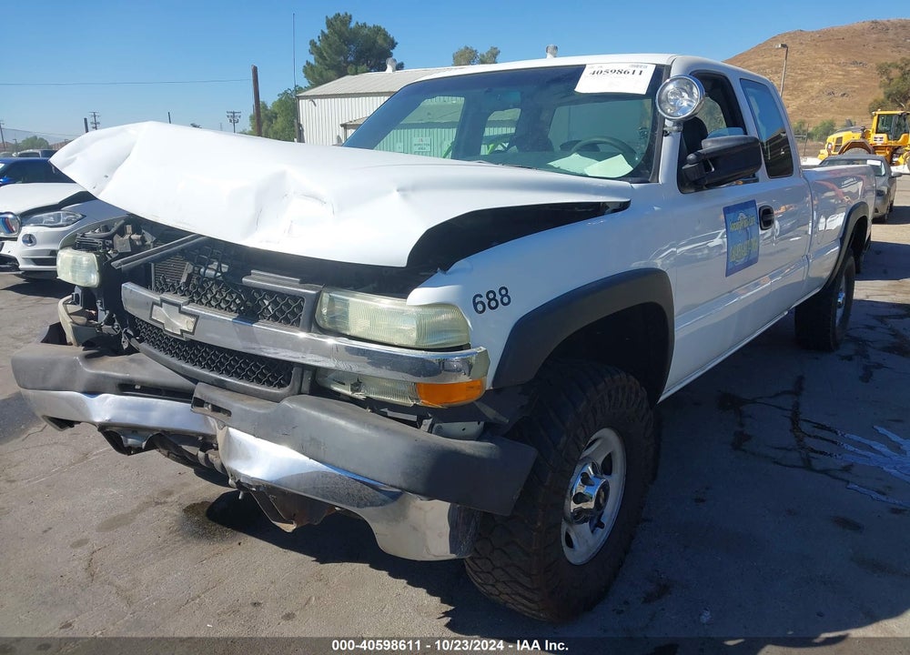 2002 CHEVROLET SILVERADO 2500HD VIN: 1GCHC29U62E266138
