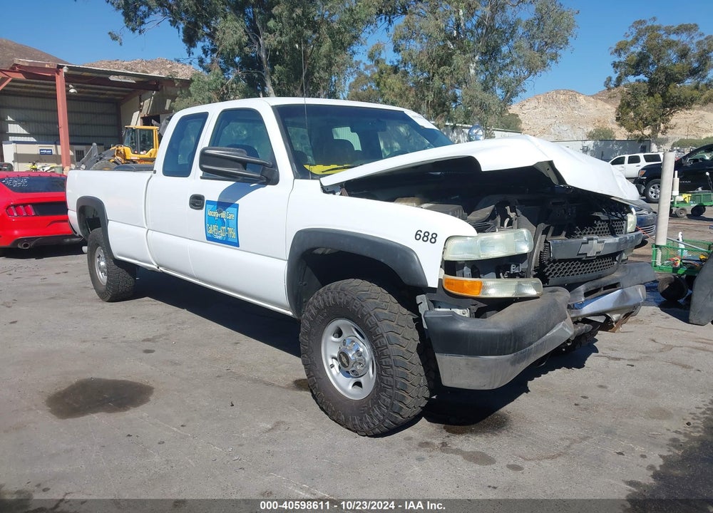 2002 CHEVROLET SILVERADO 2500HD VIN: 1GCHC29U62E266138