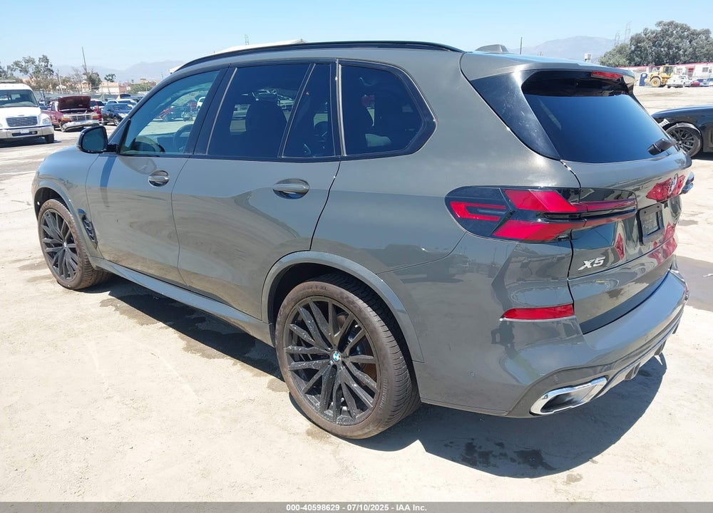 2024 BMW X5 VIN: 5UX13EU09R9T70082