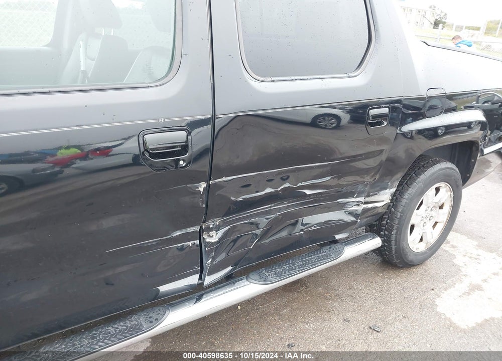 2013 HONDA RIDGELINE RTL VIN: 5FPYK1F52DB006807