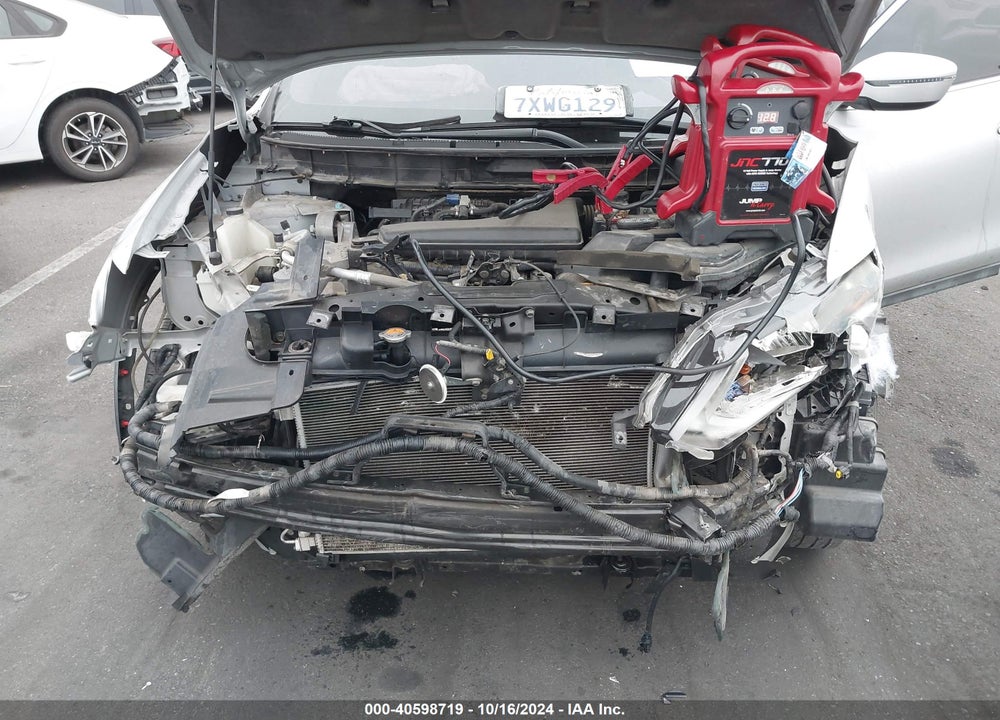2017 NISSAN ROGUE SV VIN: 5N1AT2MT8HC818240