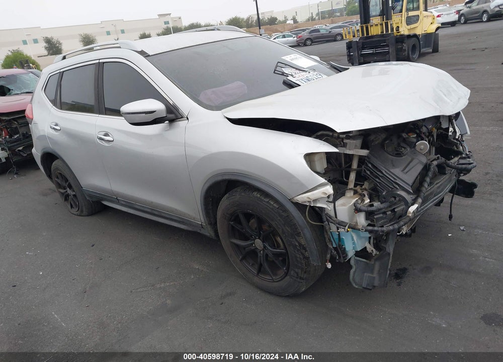 2017 NISSAN ROGUE SV VIN: 5N1AT2MT8HC818240