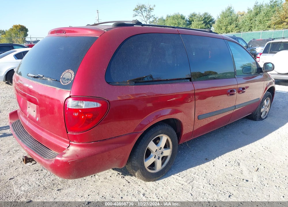 2005 DODGE GRAND CARAVAN VIN: 1D4GP24R75B382623