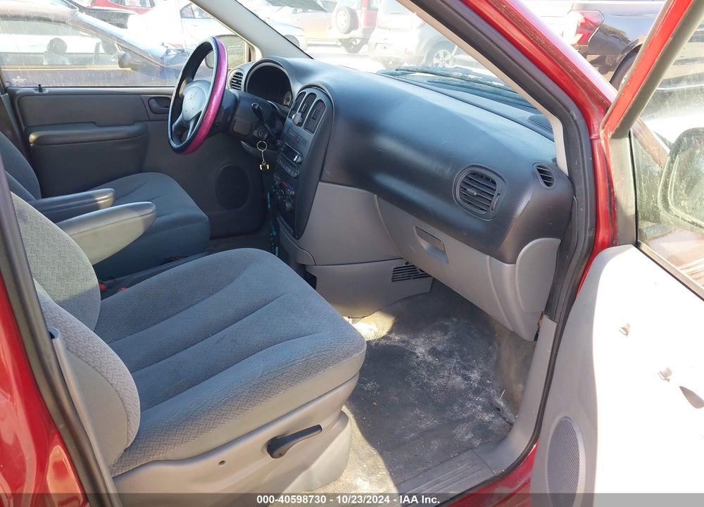 2005 DODGE GRAND CARAVAN VIN: 1D4GP24R75B382623
