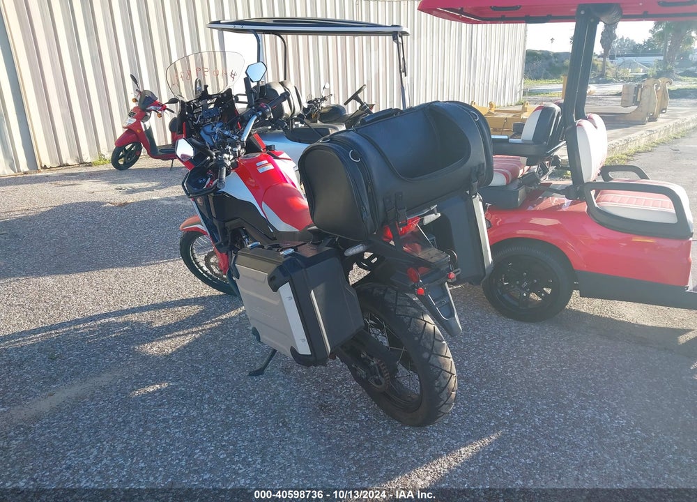 2017 HONDA CRF1000 VIN: JH2SD0440HK100262