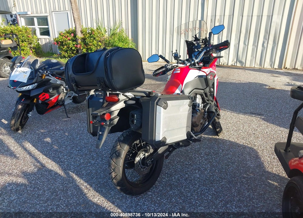 2017 HONDA CRF1000 VIN: JH2SD0440HK100262