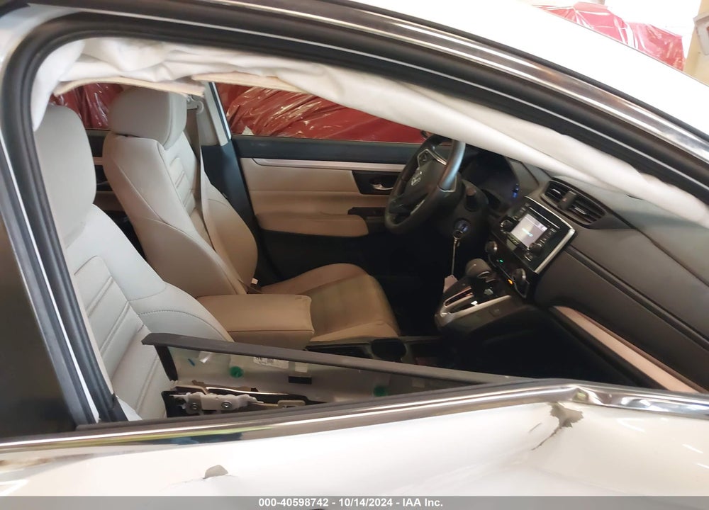 2019 HONDA CR-V LX VIN: 2HKRW5H31KH400396