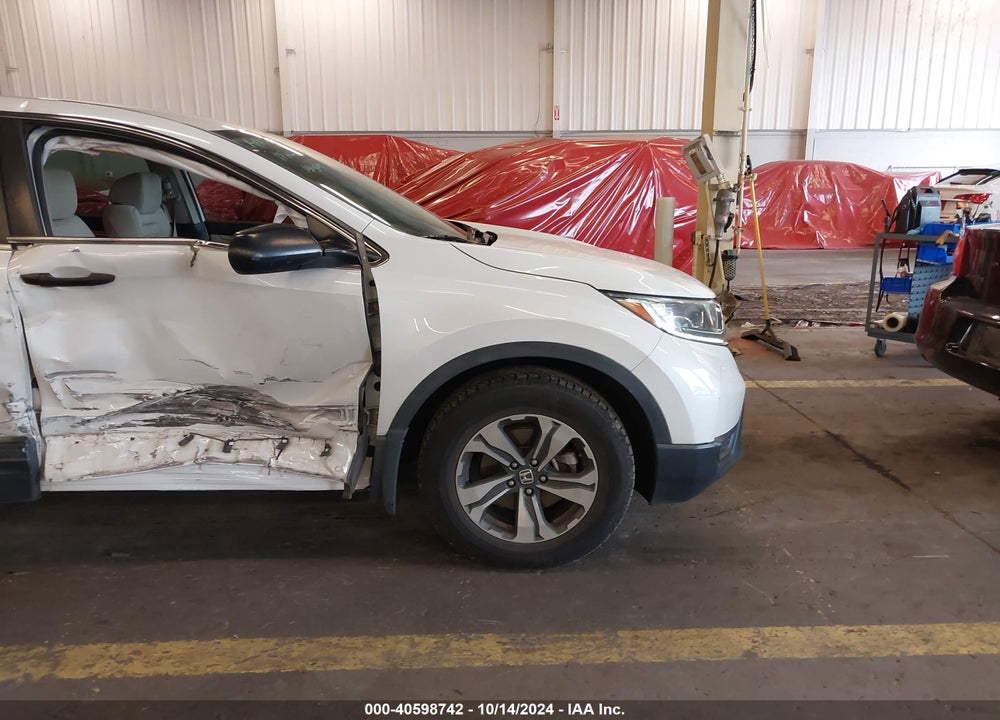 2019 HONDA CR-V LX VIN: 2HKRW5H31KH400396