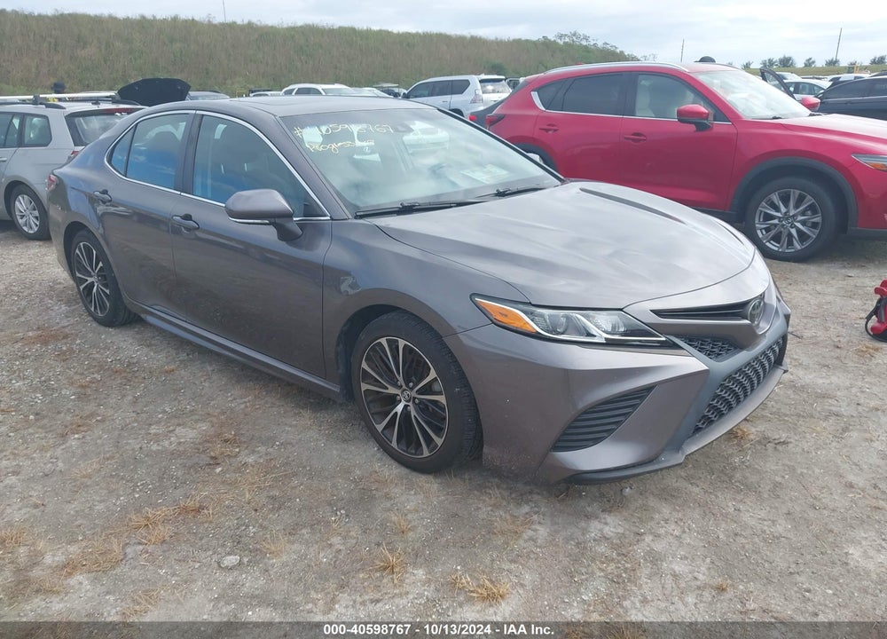 2018 TOYOTA CAMRY SE VIN: 4T1B11HK6JU087331