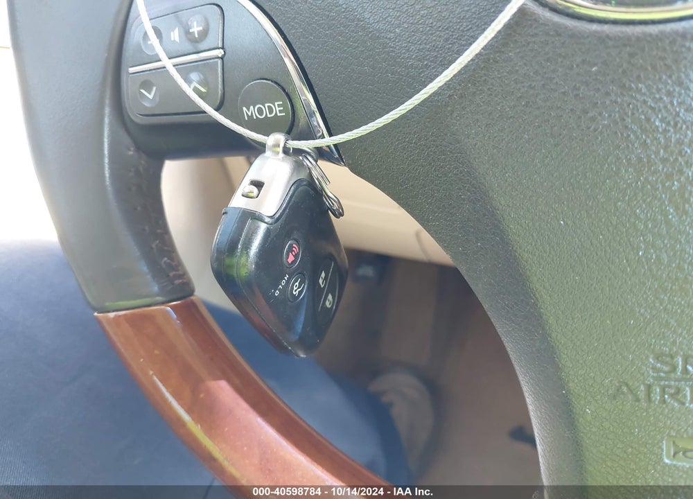 2011 LEXUS ES 350 VIN: JTHBK1EG0B2442796