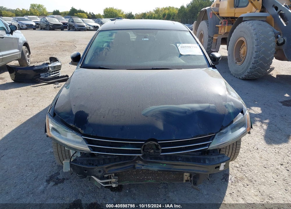 2017 VOLKSWAGEN JETTA VIN: 3VWDB7AJ9HM351748