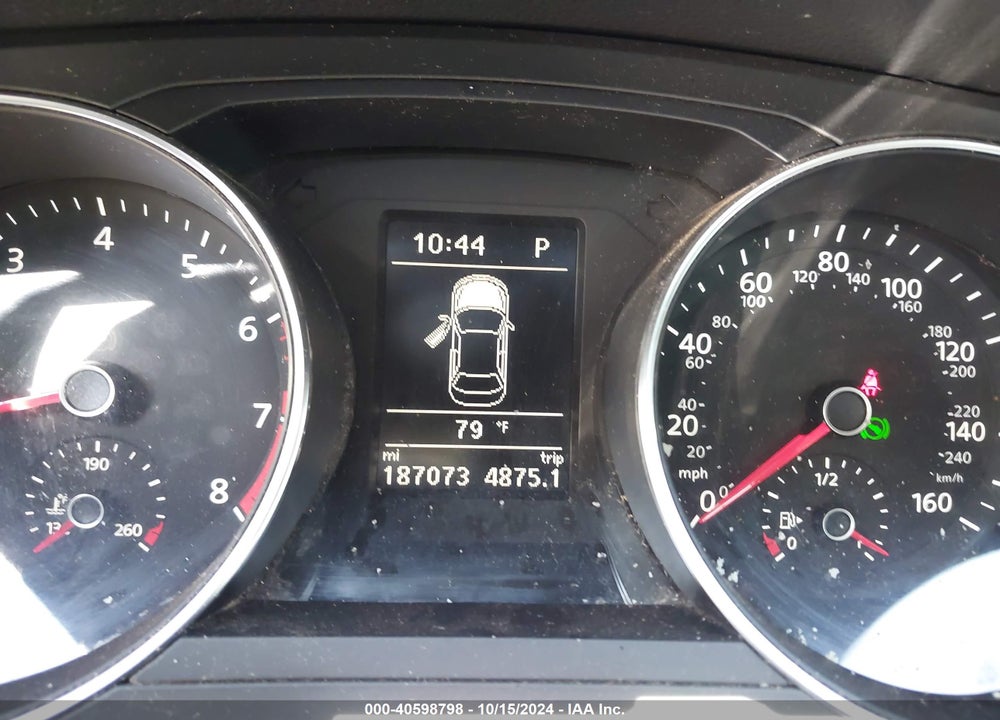 2017 VOLKSWAGEN JETTA VIN: 3VWDB7AJ9HM351748