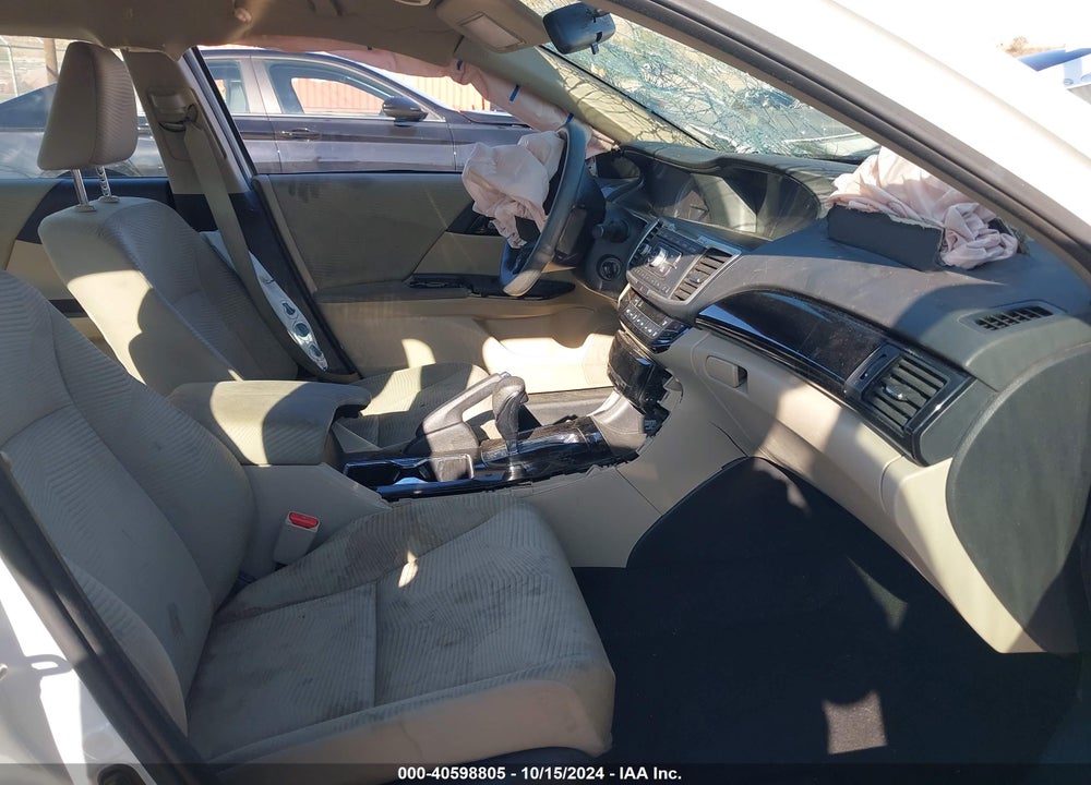 2017 HONDA ACCORD LX VIN: 1HGCR2F38HA197717