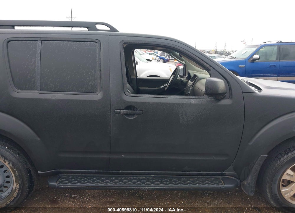 2011 NISSAN PATHFINDER SILVER VIN: 5N1AR1NB7BC601008