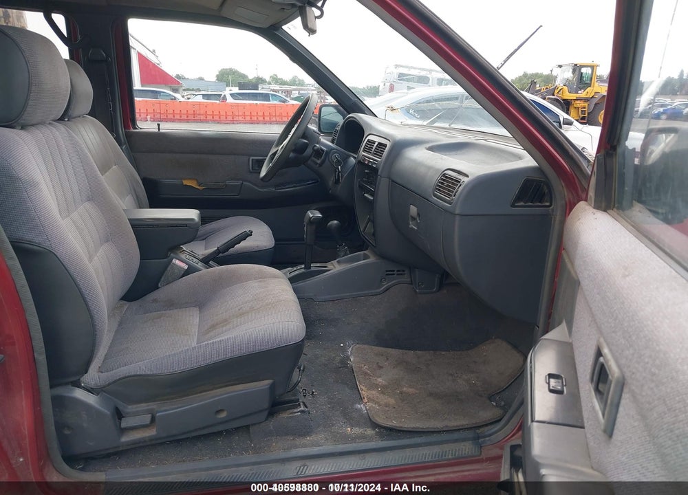 1995 NISSAN PATHFINDER LE/SE/XE VIN: JN8HD17Y3SW111543