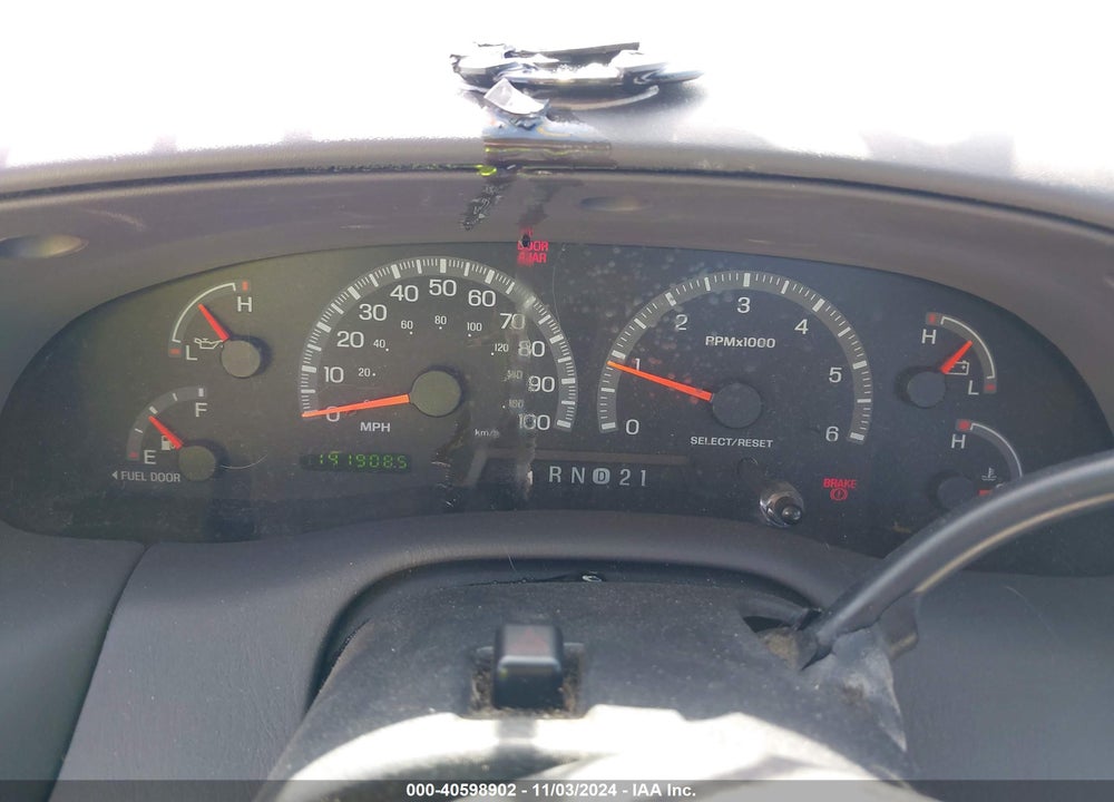 1999 FORD F-150 LARIAT/WORK SERIES/XL/XLT VIN: 1FTRF17W6XNB08609