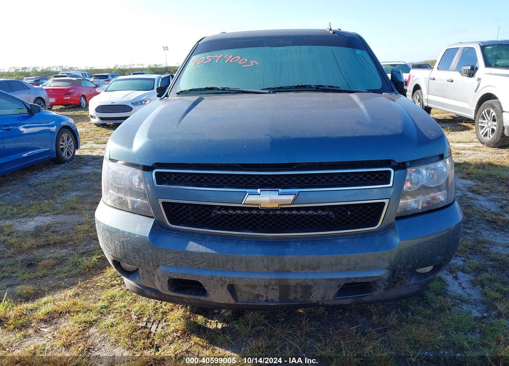 2008 CHEVROLET TAHOE LT VIN: 1GNFC13058R259097