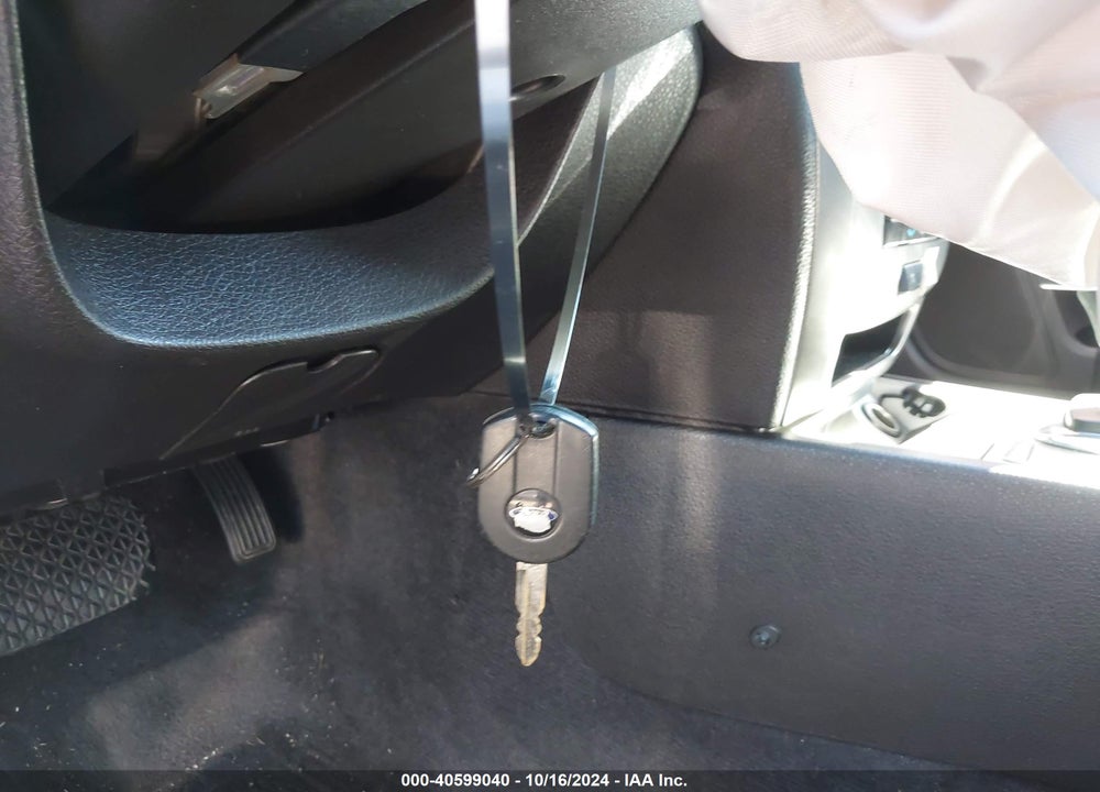 2010 FORD FUSION HYBRID VIN: 3FADP0L33AR431541