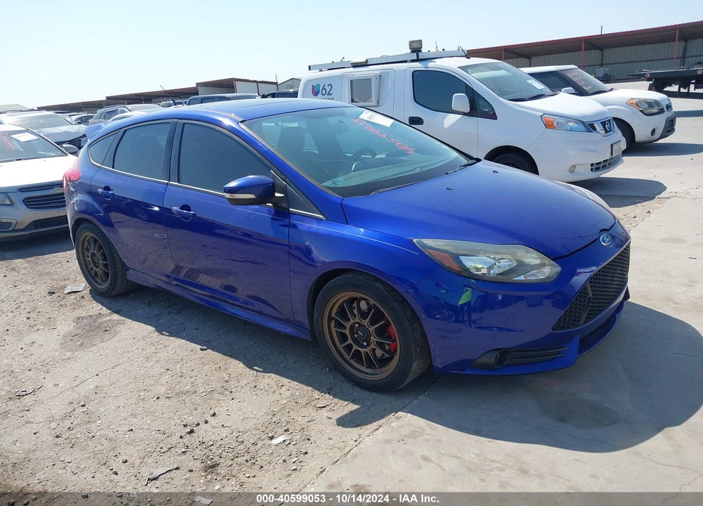 2014 FORD FOCUS ST VIN: 1FADP3L95EL117643