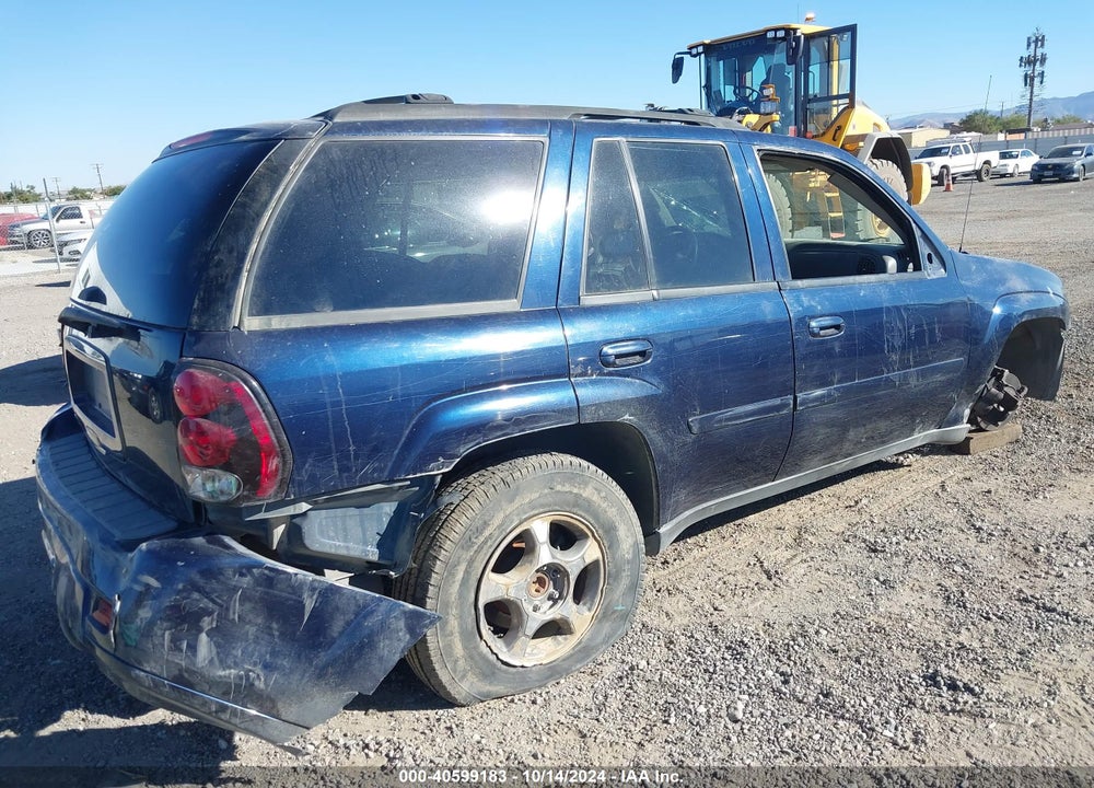2008 CHEVROLET TRAILBLAZER LT VIN: 1GNDS13S082181445