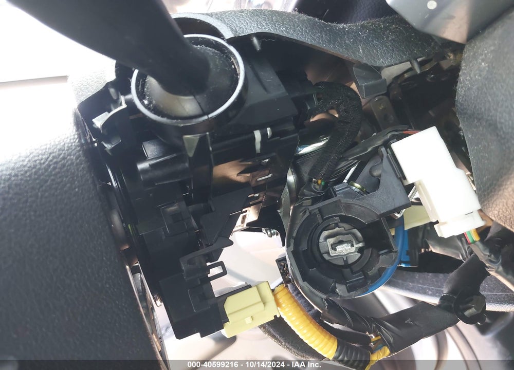 2019 HYUNDAI ELANTRA SE VIN: KMHD74LF1KU756237