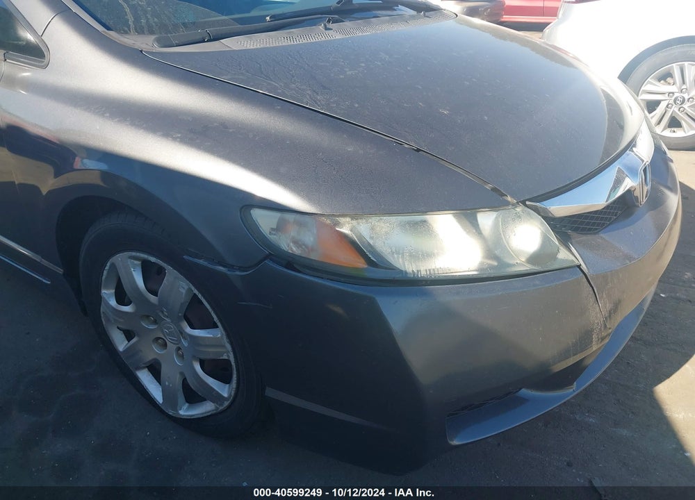 2010 HONDA CIVIC LX VIN: 2HGFA1F58AH588258